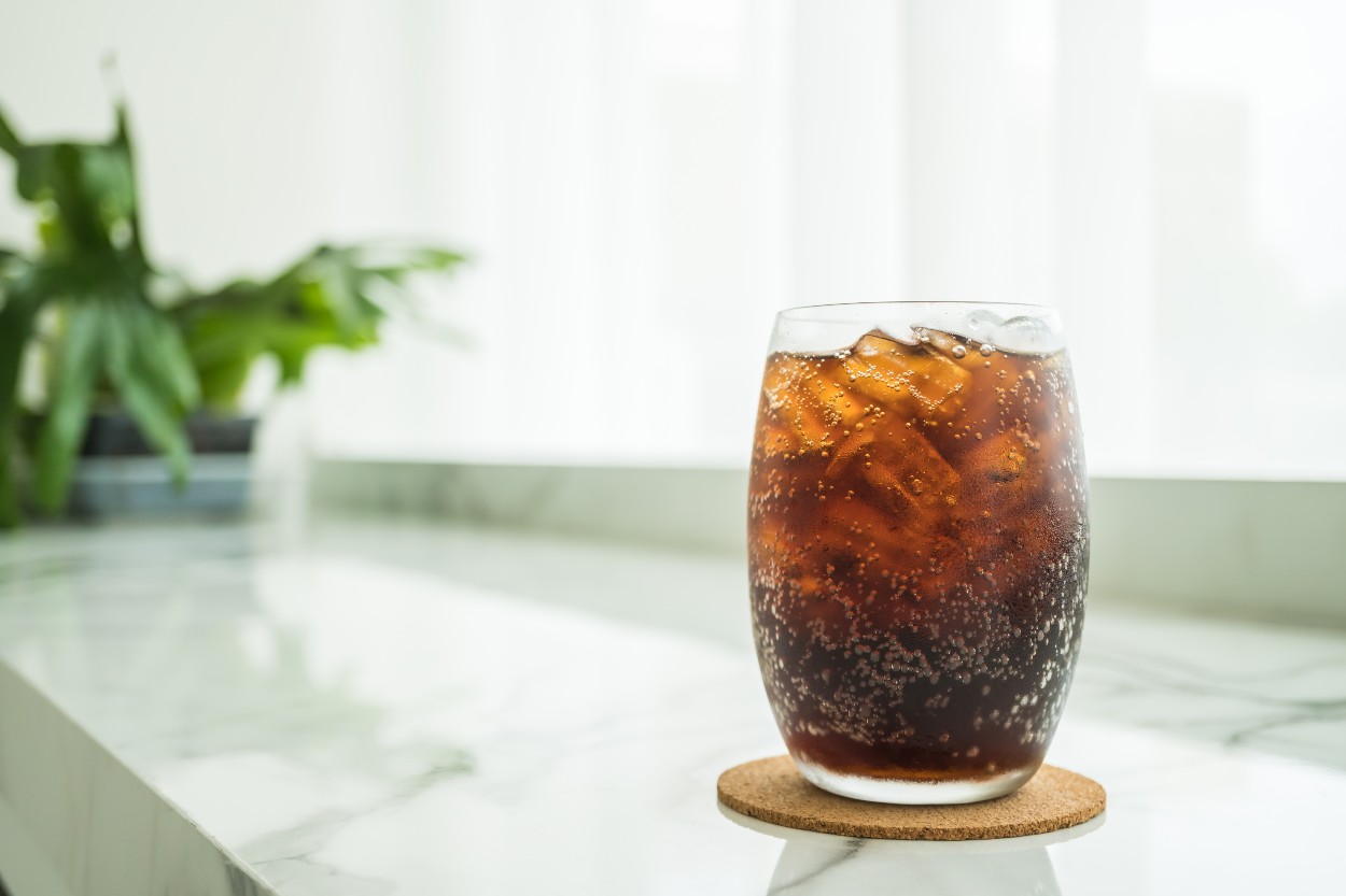 Demir Deposu: Kadınlarda Demir Eksikliğini Anlamak ve Beslenme Uyarıları