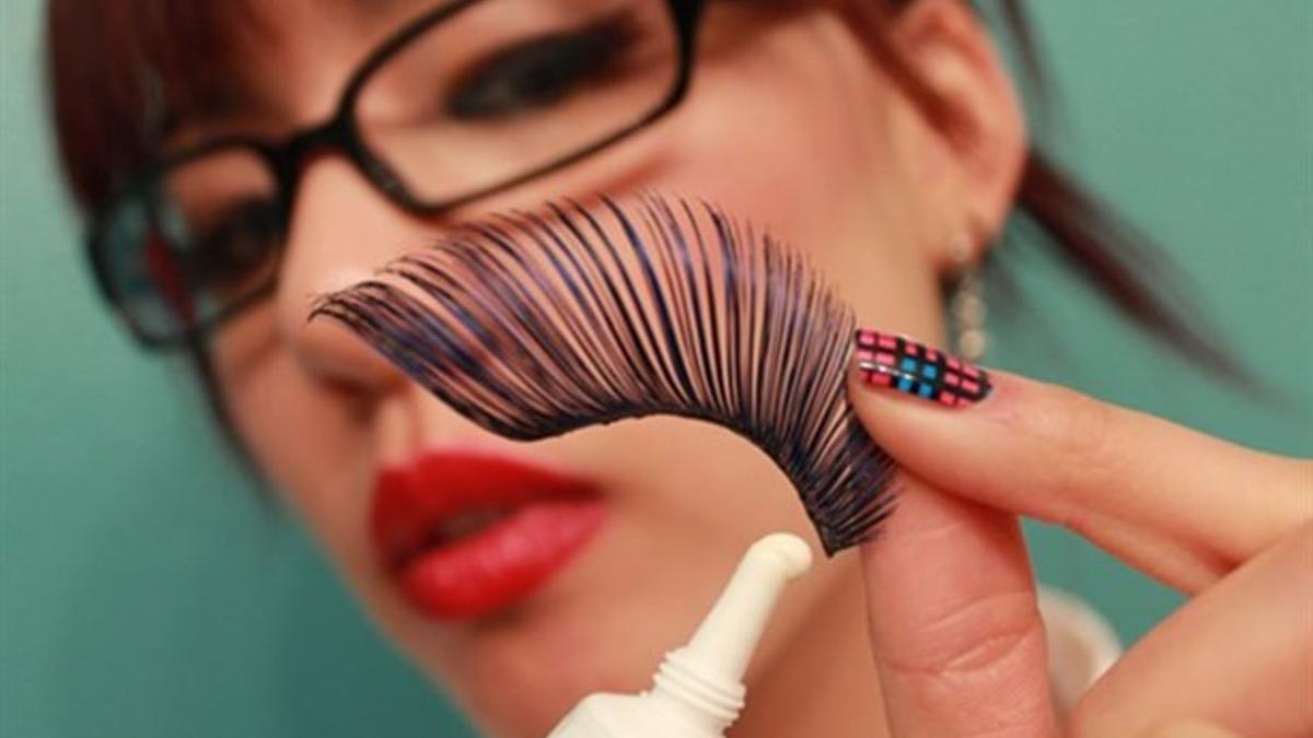 Gözleri Kestiren Kirpikler: Erkeklerin Takma Kirpiklere Yönelik Düşünceleri ve Etkileyici Doğal Görünüm