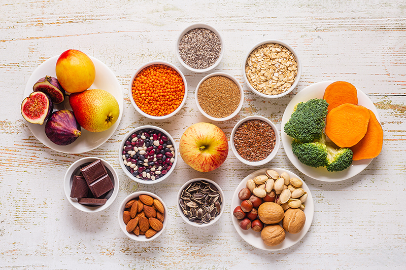 Güne Başlarken: Cevizli Su, Aktiv Yaşam ve Dengeli Atıştırmalıklar