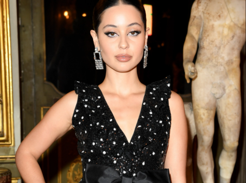 İnce Kaş Trendine Dair Ünlü Yıldızların Yeni Görünümleri