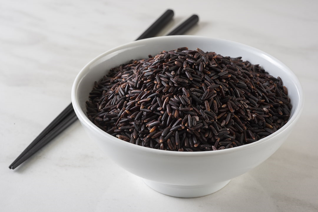 Kilo Vermeyi Destekleyen Dengeli Besinler: Avokado, Siyah Pirinç ve Acı Biber