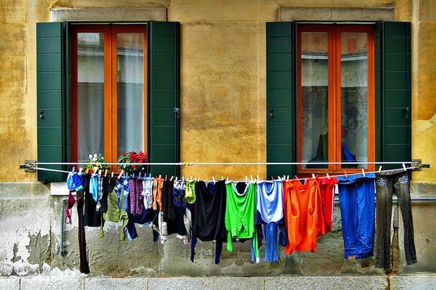 Kuru Çamaşırlar ve İç Mekan Havası: Sağlığa Zarar Verebilecek Riskler ile Nasıl Önlem Alınmalı?