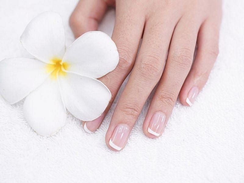 Kuru ve Zorlu Tırnaklara Karşı Bahar Bakımı: Nemlendirme ve Koruma Rehberi